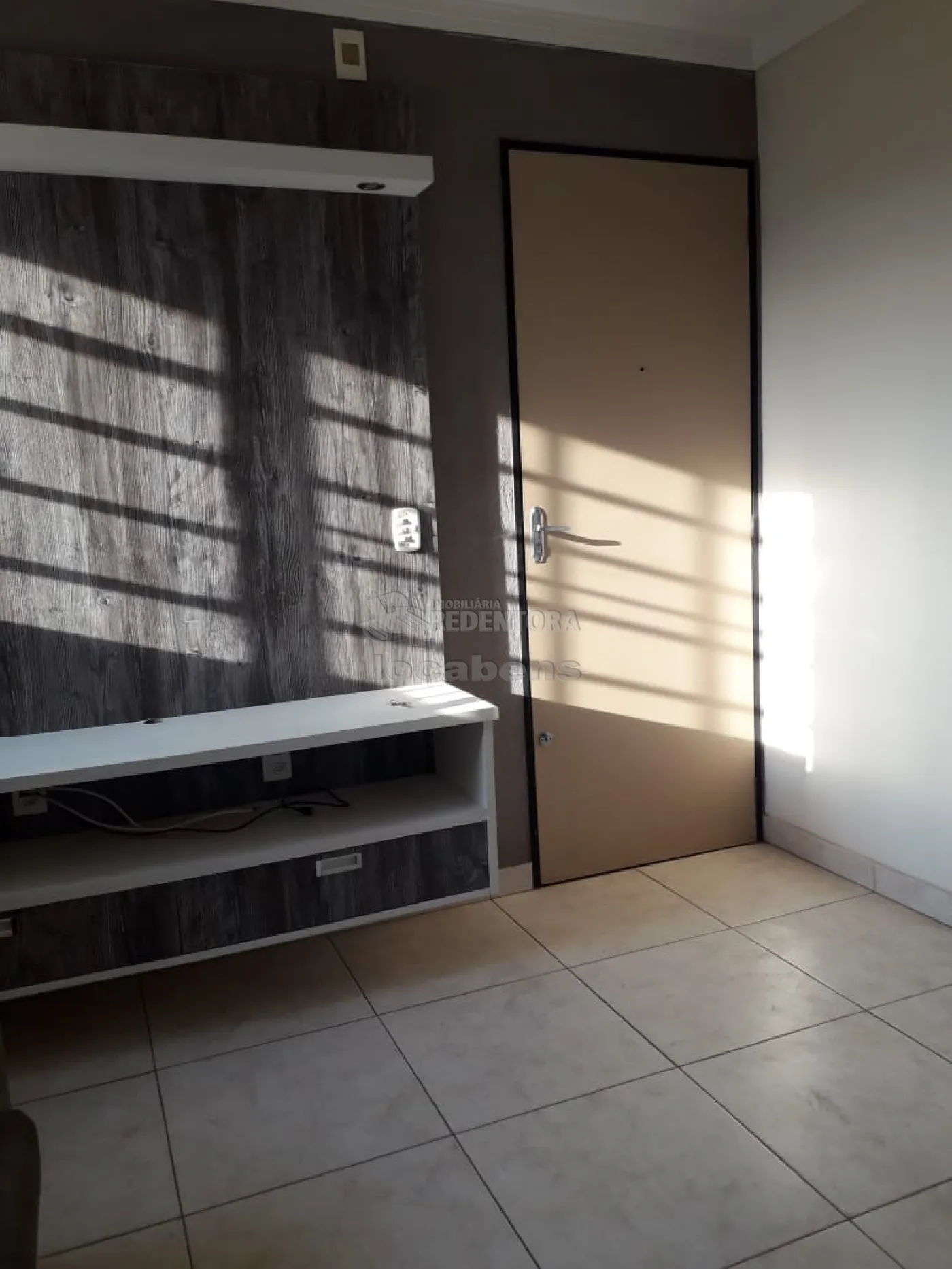 Alugar Apartamento / Padrão em São José do Rio Preto R$ 850,00 - Foto 4