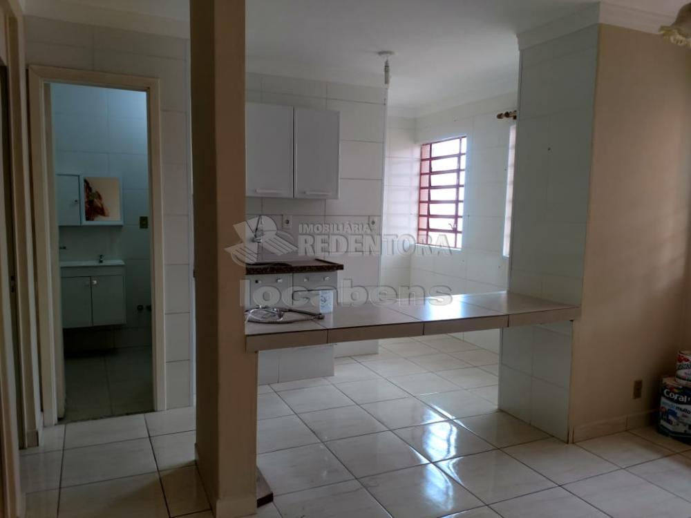 Alugar Apartamento / Padrão em São José do Rio Preto R$ 650,00 - Foto 10