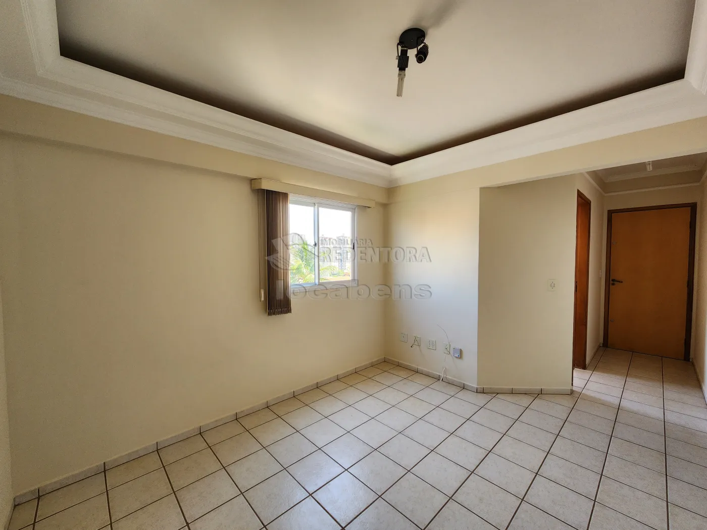 Alugar Apartamento / Padrão em São José do Rio Preto R$ 950,00 - Foto 3