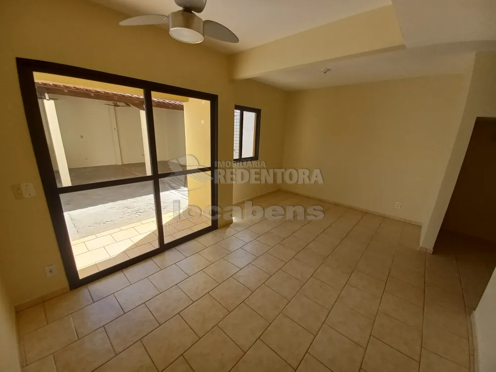 Casa de Condomínio para alugar com 3 quartos, 140m² - Foto 5