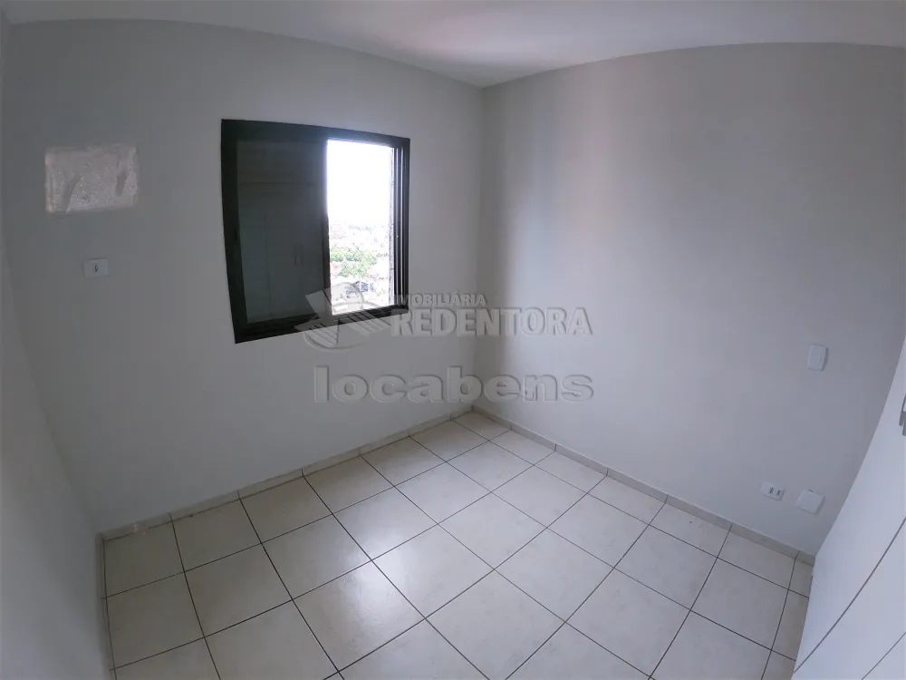 Alugar Apartamento / Padrão em São José do Rio Preto R$ 1.700,00 - Foto 13