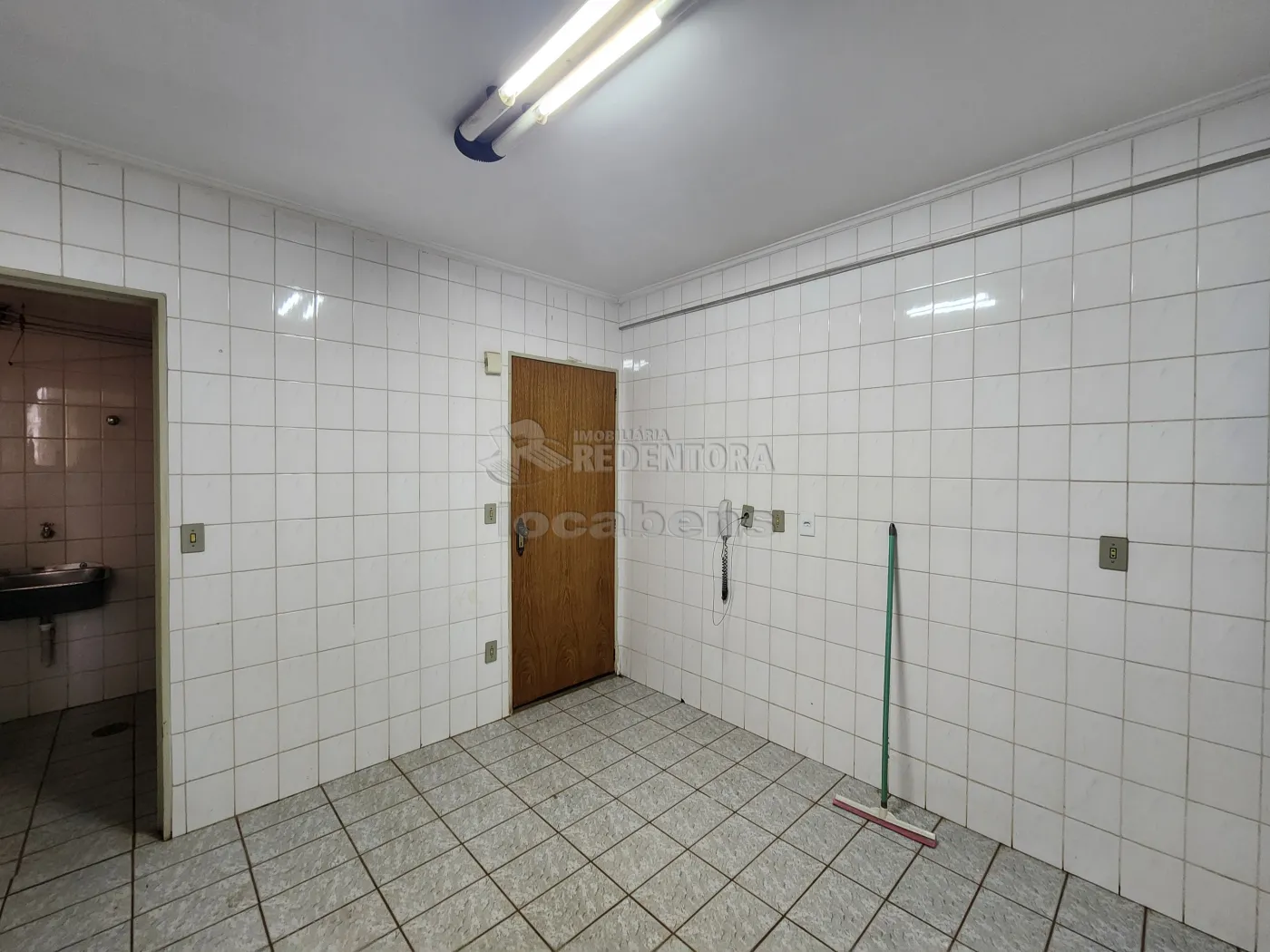 Alugar Apartamento / Padrão em São José do Rio Preto R$ 800,00 - Foto 5