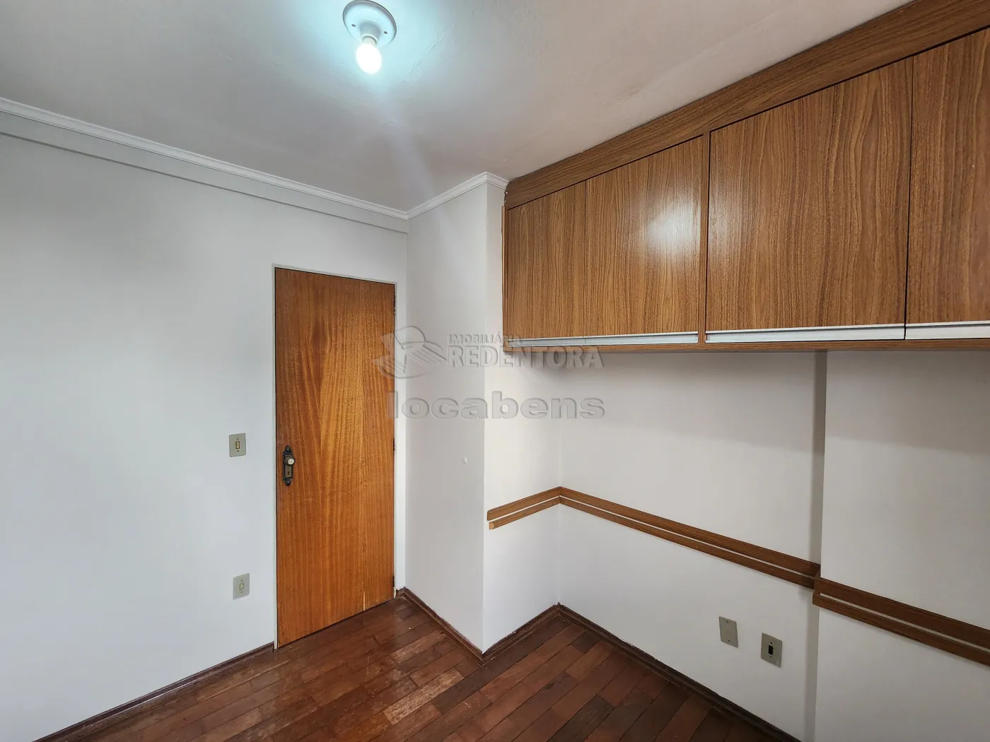 Alugar Apartamento / Padrão em São José do Rio Preto R$ 800,00 - Foto 13