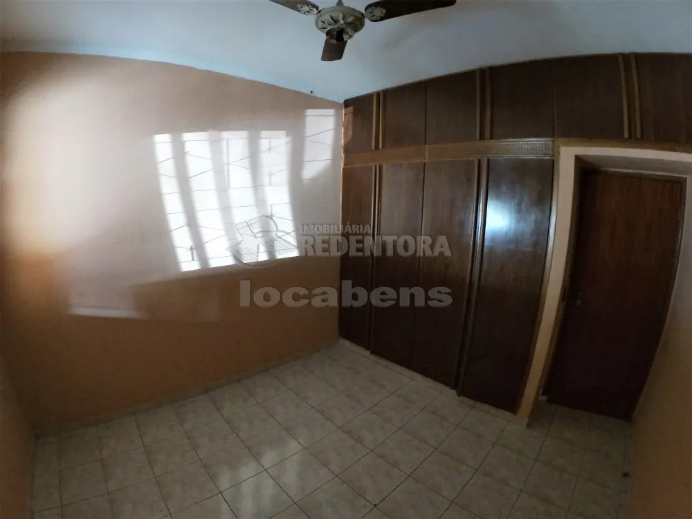 Alugar Casa / Padrão em São José do Rio Preto R$ 1.200,00 - Foto 7