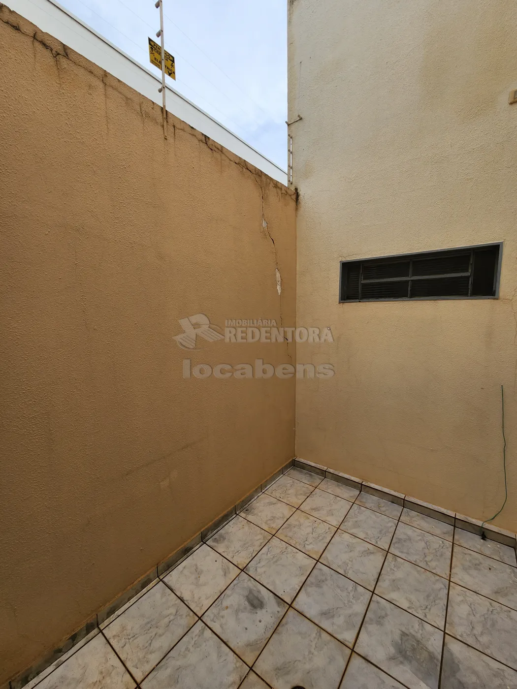 Alugar Casa / Padrão em São José do Rio Preto R$ 2.100,00 - Foto 6