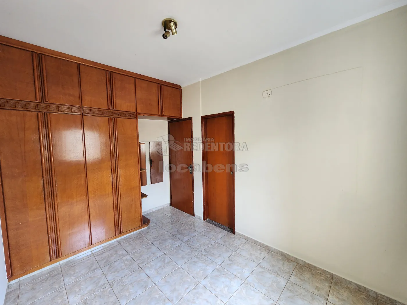 Alugar Casa / Padrão em São José do Rio Preto R$ 2.100,00 - Foto 10