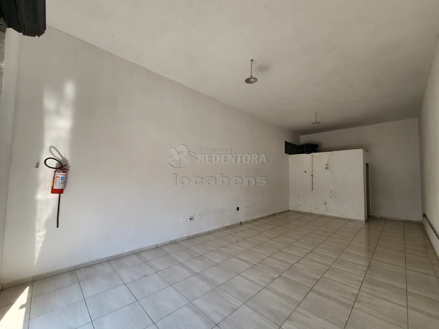 Alugar Comercial / Salão em São José do Rio Preto R$ 880,00 - Foto 1