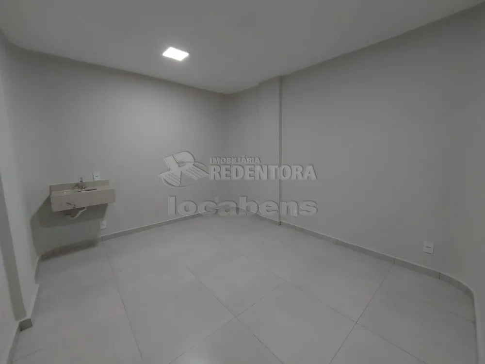 Comprar Comercial / Sala em São José do Rio Preto - Foto 1