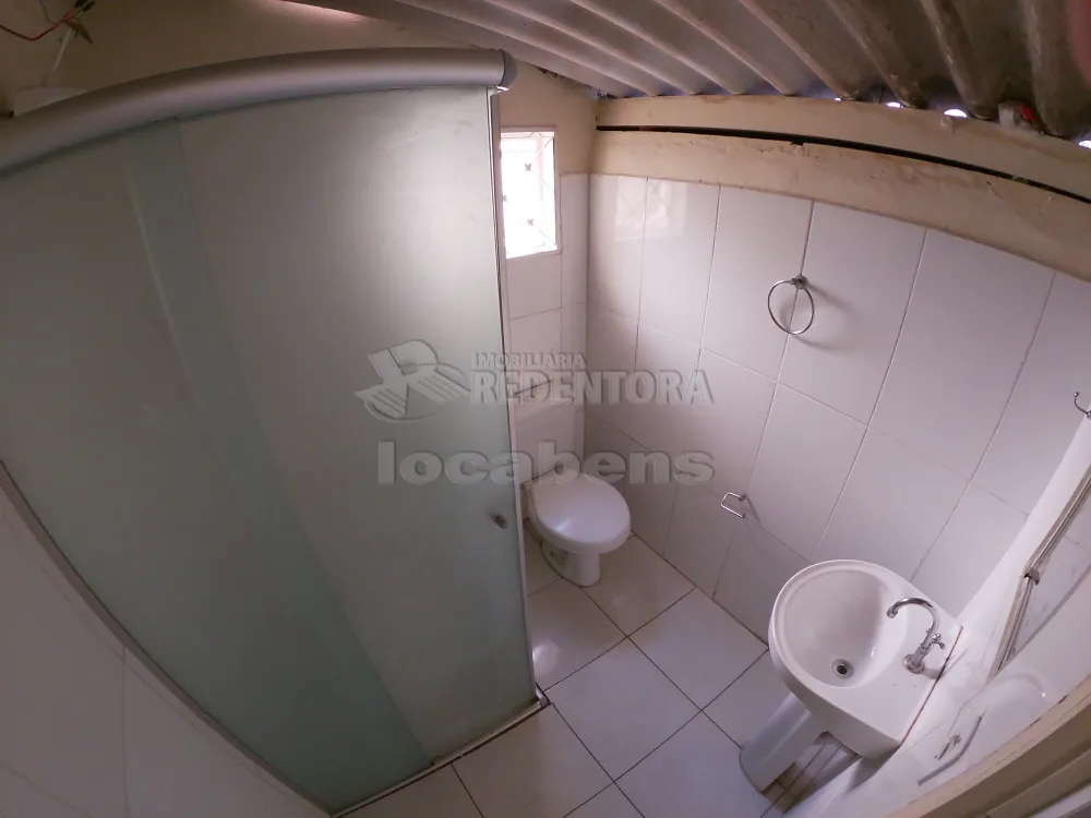 Alugar Casa / Padrão em São José do Rio Preto R$ 780,00 - Foto 5