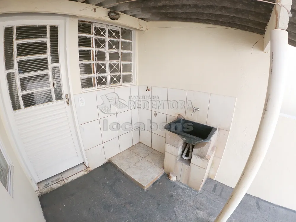 Alugar Casa / Padrão em São José do Rio Preto R$ 780,00 - Foto 15