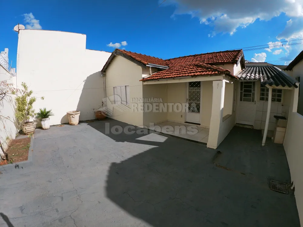 Alugar Casa / Padrão em São José do Rio Preto apenas R$ 780,00 - Foto 1