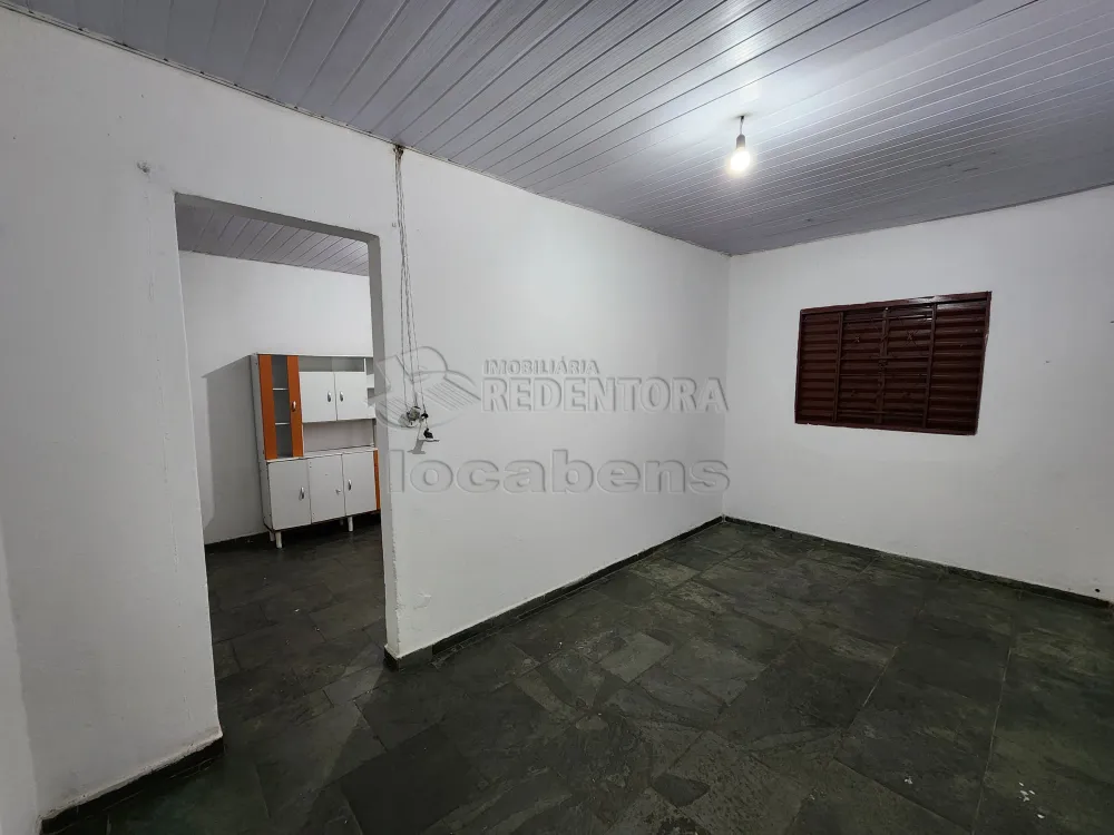 Alugar Casa / Padrão em São José do Rio Preto R$ 550,00 - Foto 5