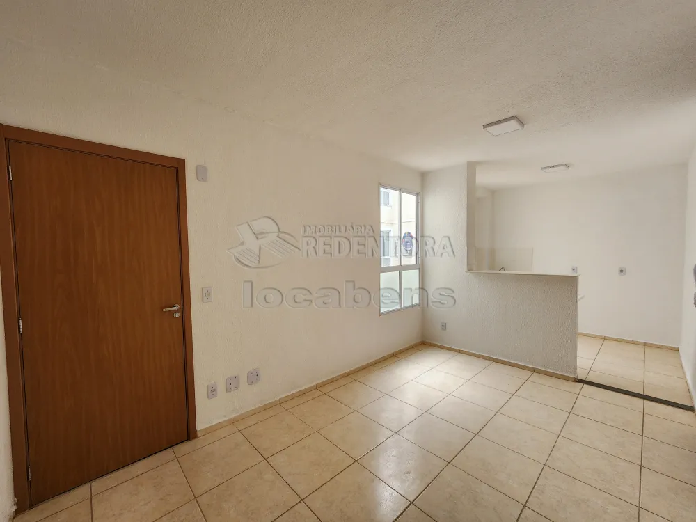 Alugar Apartamento / Padrão em São José do Rio Preto R$ 700,00 - Foto 1