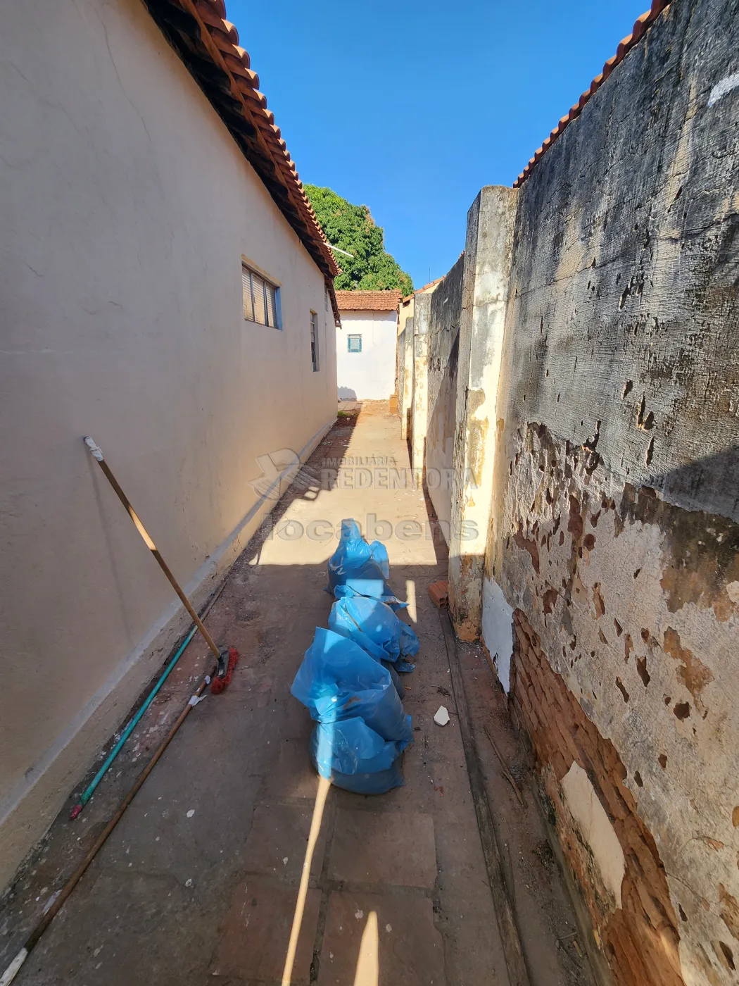 Alugar Casa / Padrão em São José do Rio Preto R$ 1.000,00 - Foto 16