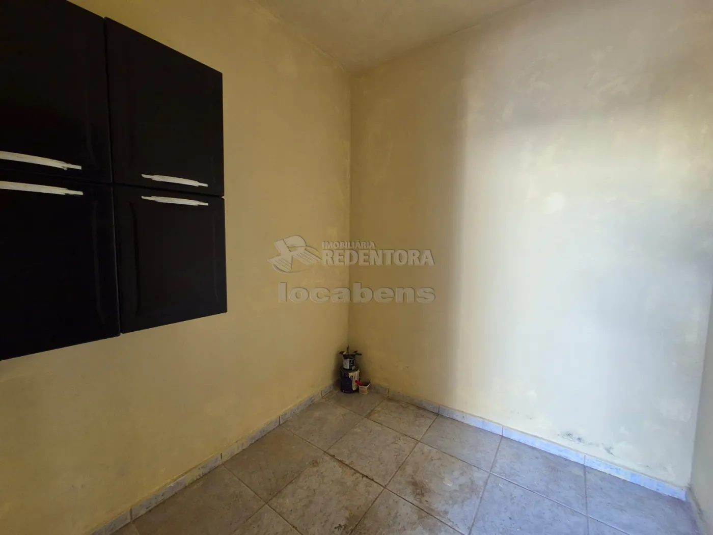 Alugar Casa / Padrão em São José do Rio Preto R$ 1.600,00 - Foto 5