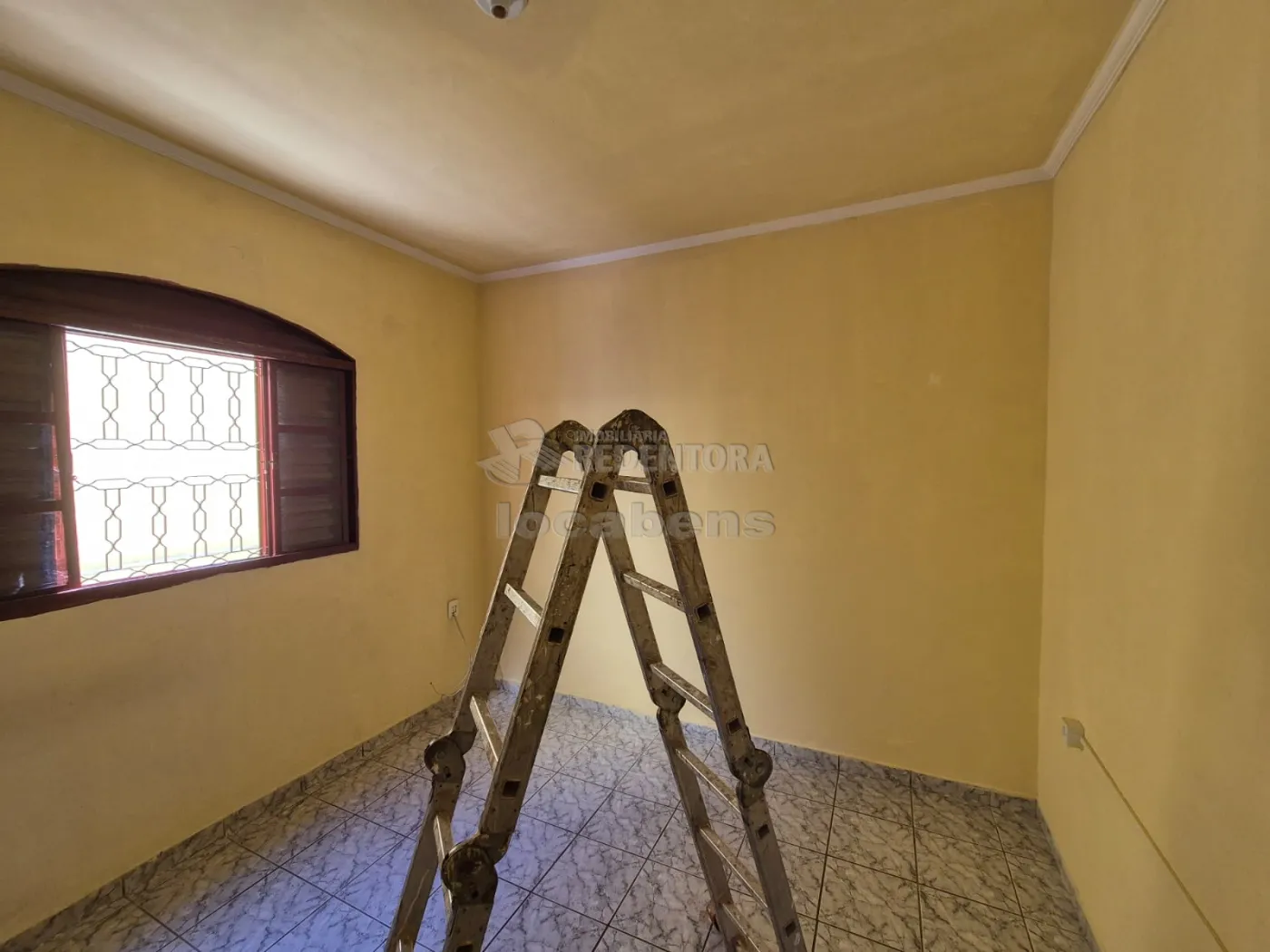 Alugar Casa / Padrão em São José do Rio Preto R$ 1.600,00 - Foto 9