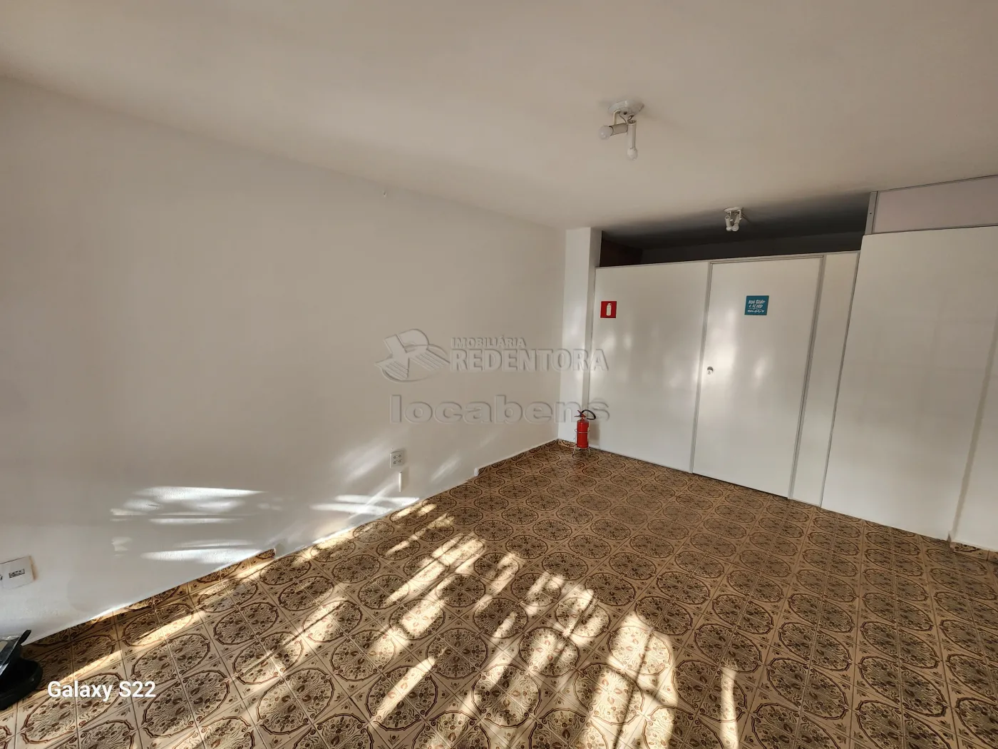 Alugar Comercial / Salão em São José do Rio Preto apenas R$ 800,00 - Foto 1