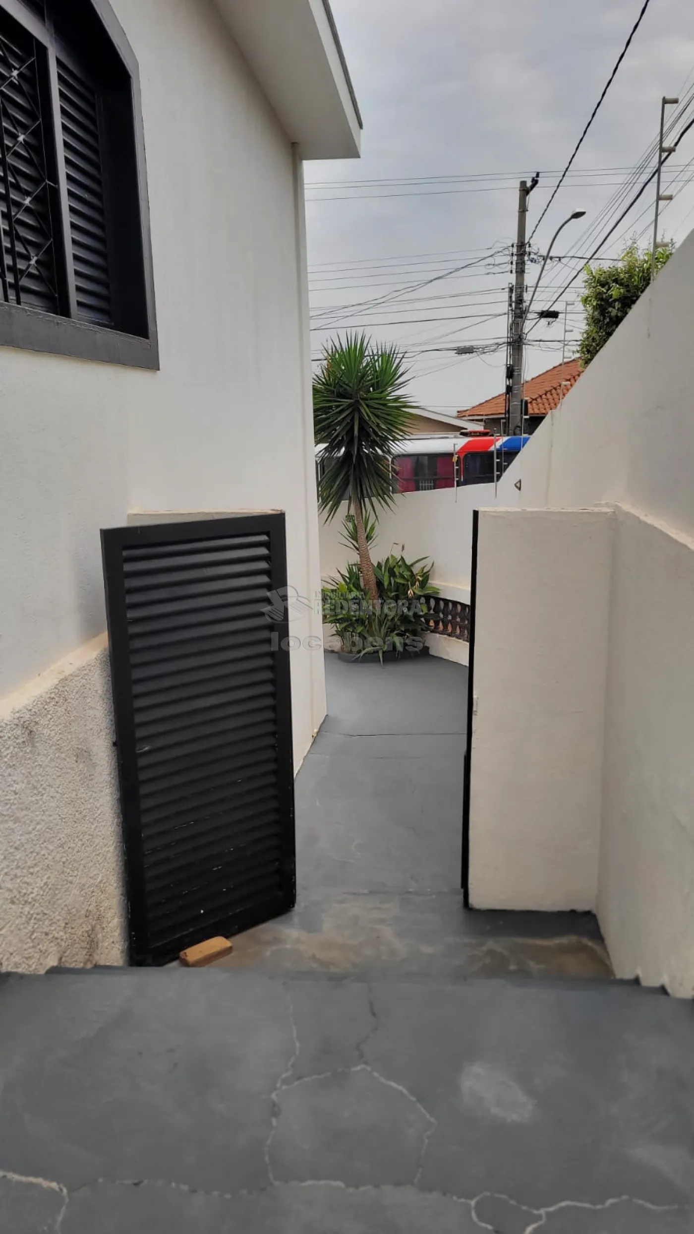 Comprar Casa / Padrão em São José do Rio Preto apenas R$ 750.000,00 - Foto 2