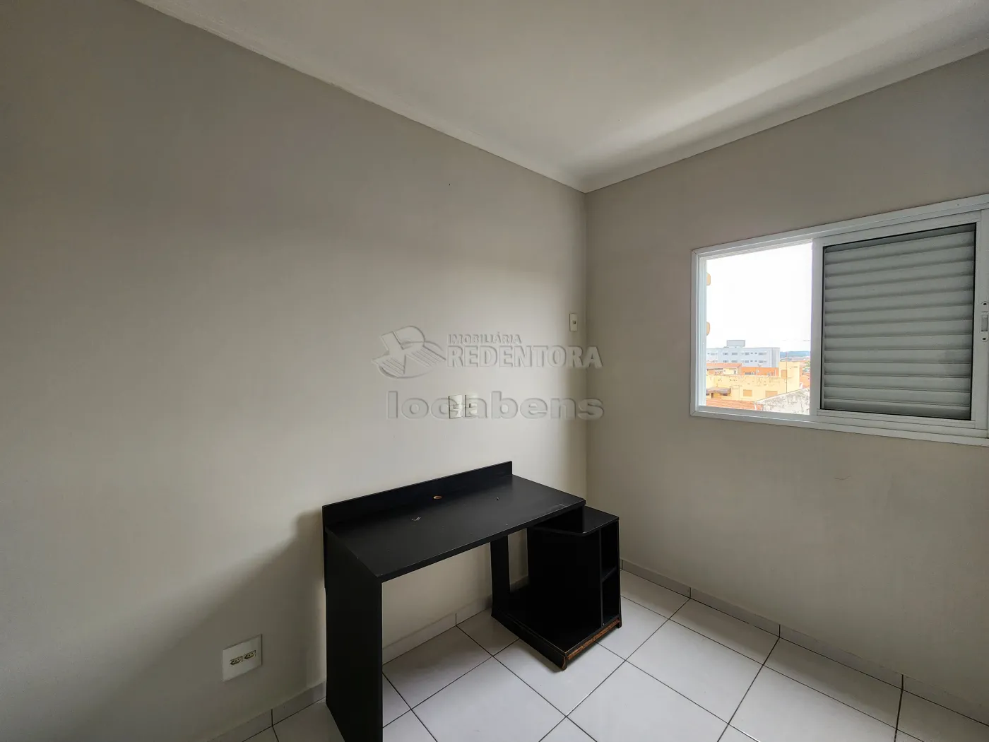 Alugar Apartamento / Padrão em São José do Rio Preto R$ 1.250,00 - Foto 10