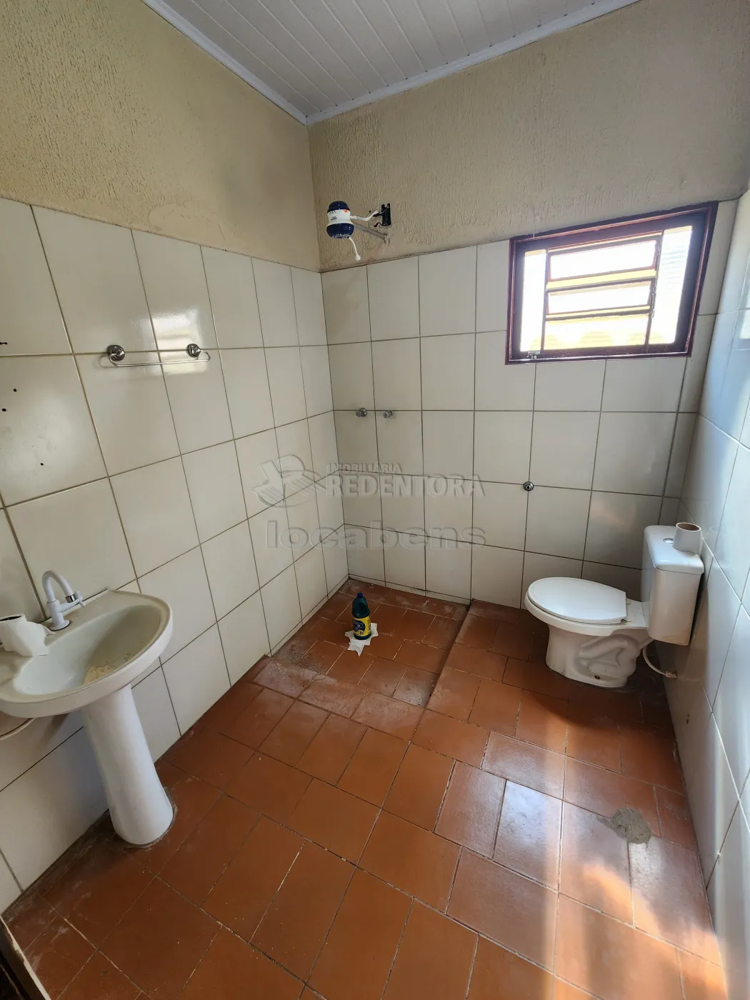 Alugar Casa / Padrão em São José do Rio Preto R$ 1.800,00 - Foto 5