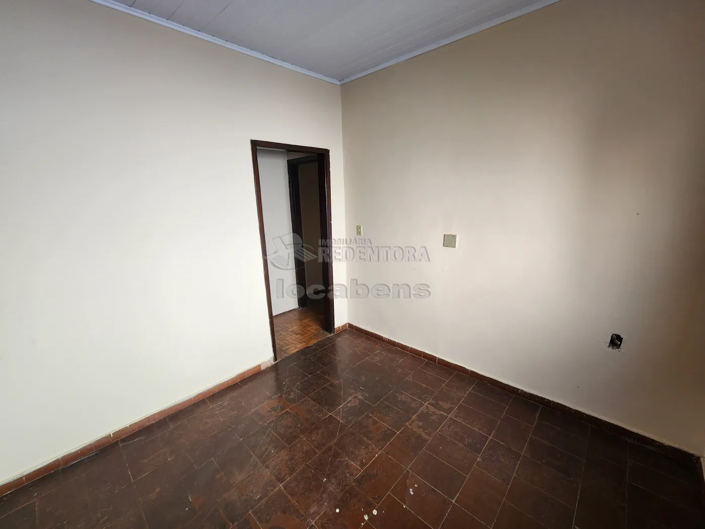 Alugar Casa / Padrão em São José do Rio Preto R$ 1.800,00 - Foto 9