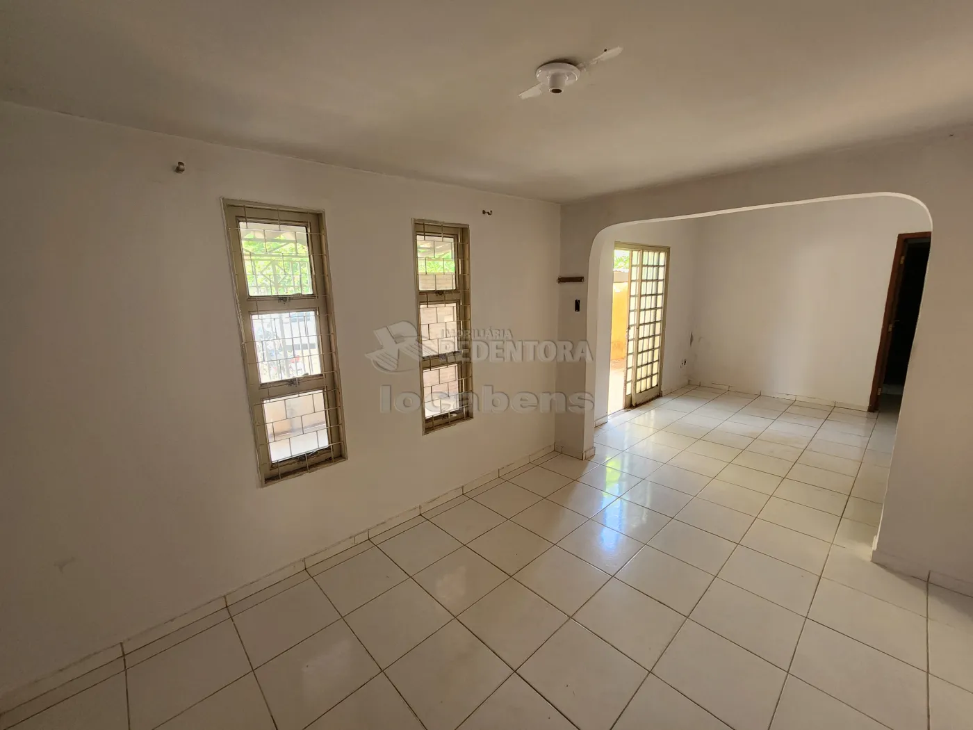 Alugar Casa / Padrão em São José do Rio Preto apenas R$ 1.200,00 - Foto 2