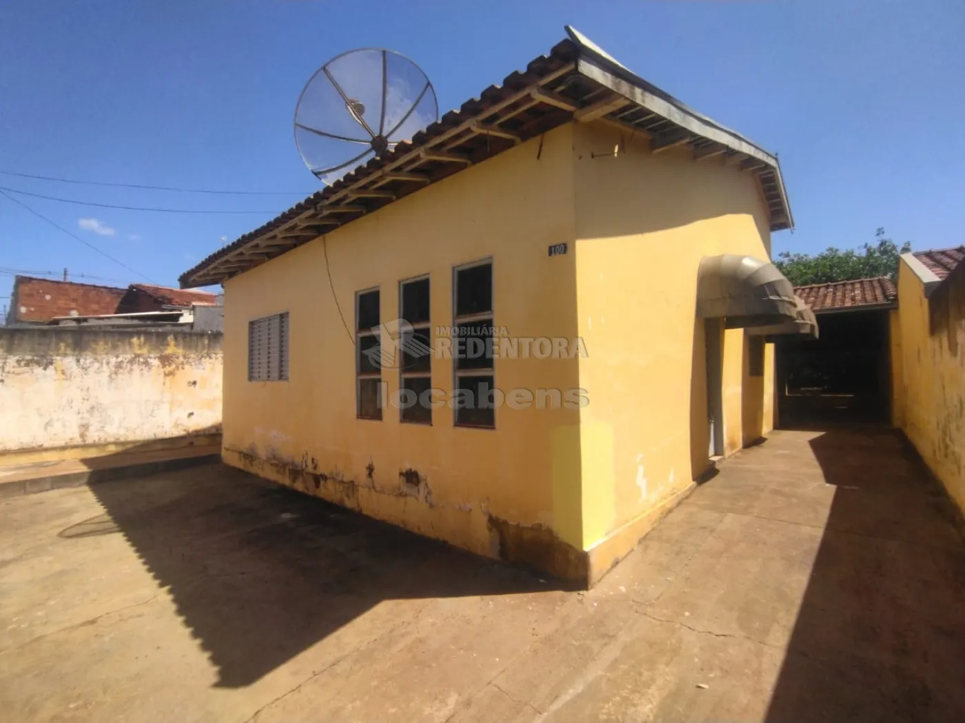 Alugar Casa / Padrão em São José do Rio Preto R$ 1.400,00 - Foto 2