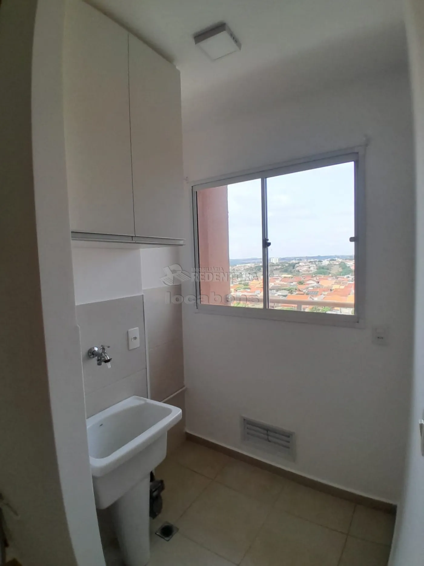 Alugar Apartamento / Padrão em São José do Rio Preto R$ 1.400,00 - Foto 5