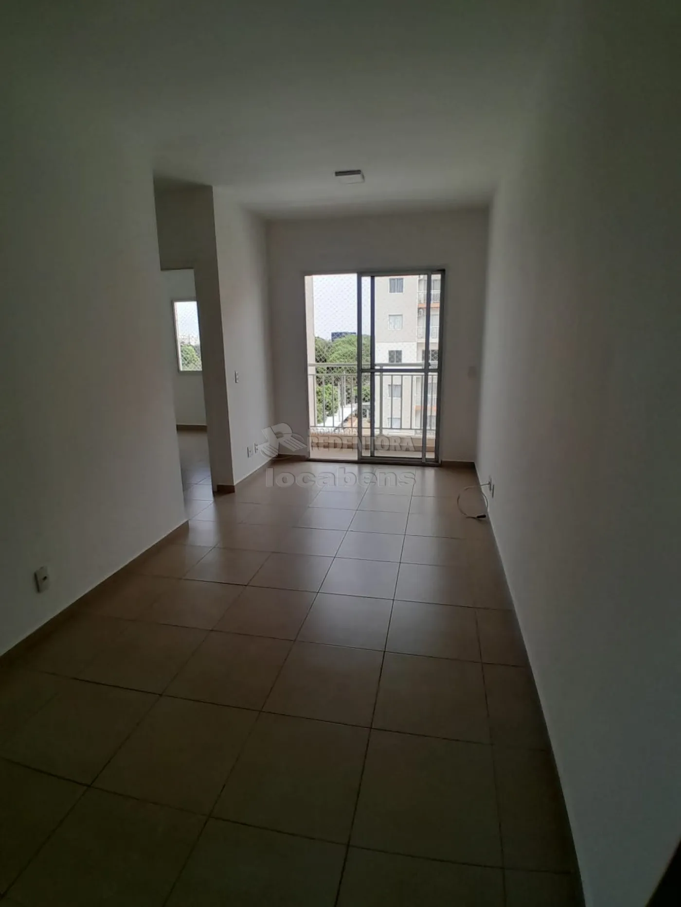 Alugar Apartamento / Padrão em São José do Rio Preto R$ 1.400,00 - Foto 1