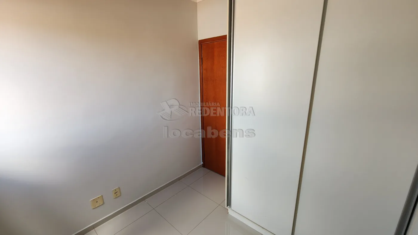 Alugar Apartamento / Cobertura em São José do Rio Preto R$ 1.650,00 - Foto 18