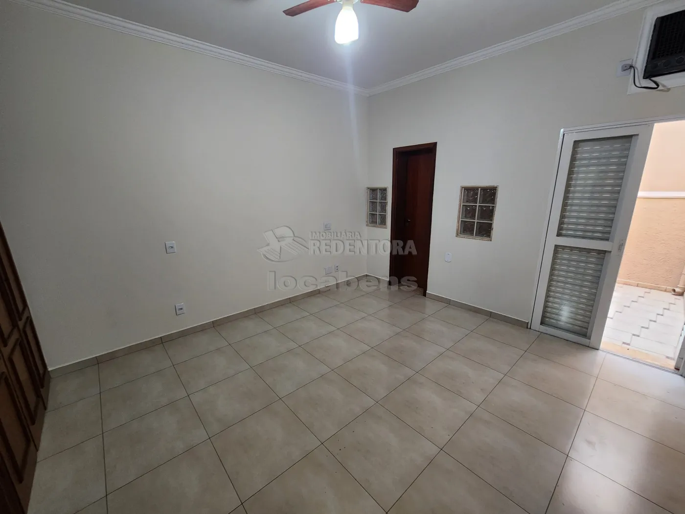 Alugar Casa / Padrão em São José do Rio Preto R$ 3.500,00 - Foto 13