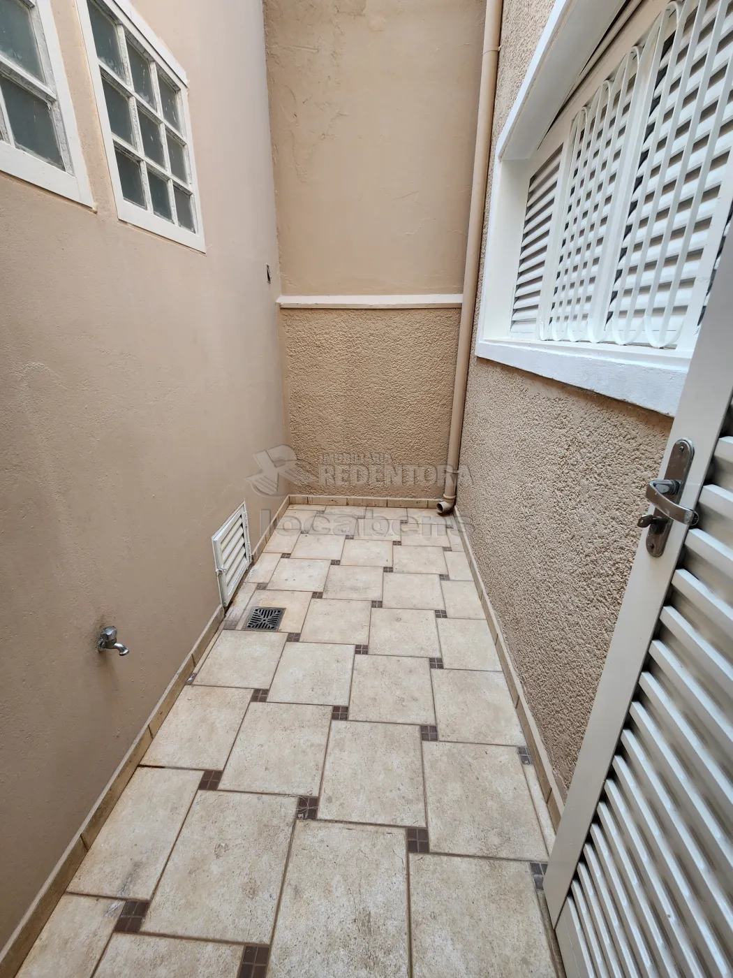 Alugar Casa / Padrão em São José do Rio Preto R$ 3.500,00 - Foto 17