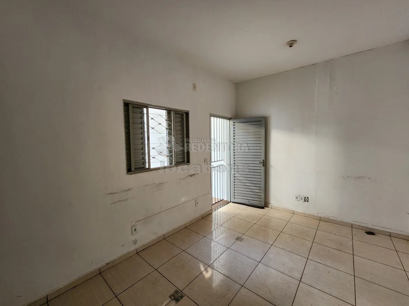 Alugar Comercial / Salão em São José do Rio Preto apenas R$ 2.500,00 - Foto 4