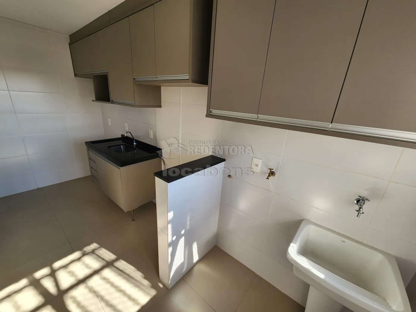 Alugar Apartamento / Padrão em São José do Rio Preto R$ 2.250,00 - Foto 11