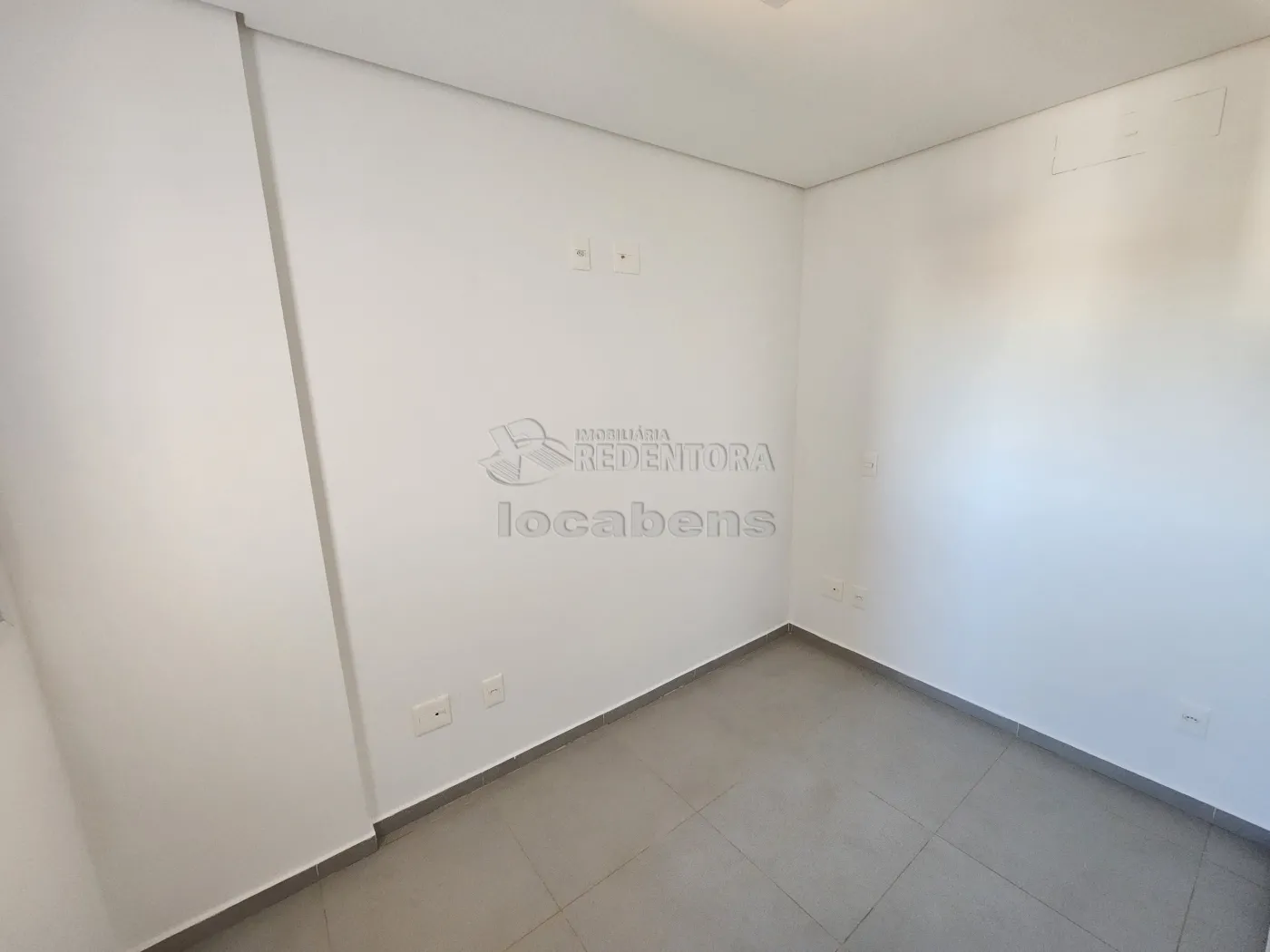 Alugar Apartamento / Padrão em São José do Rio Preto R$ 2.250,00 - Foto 8