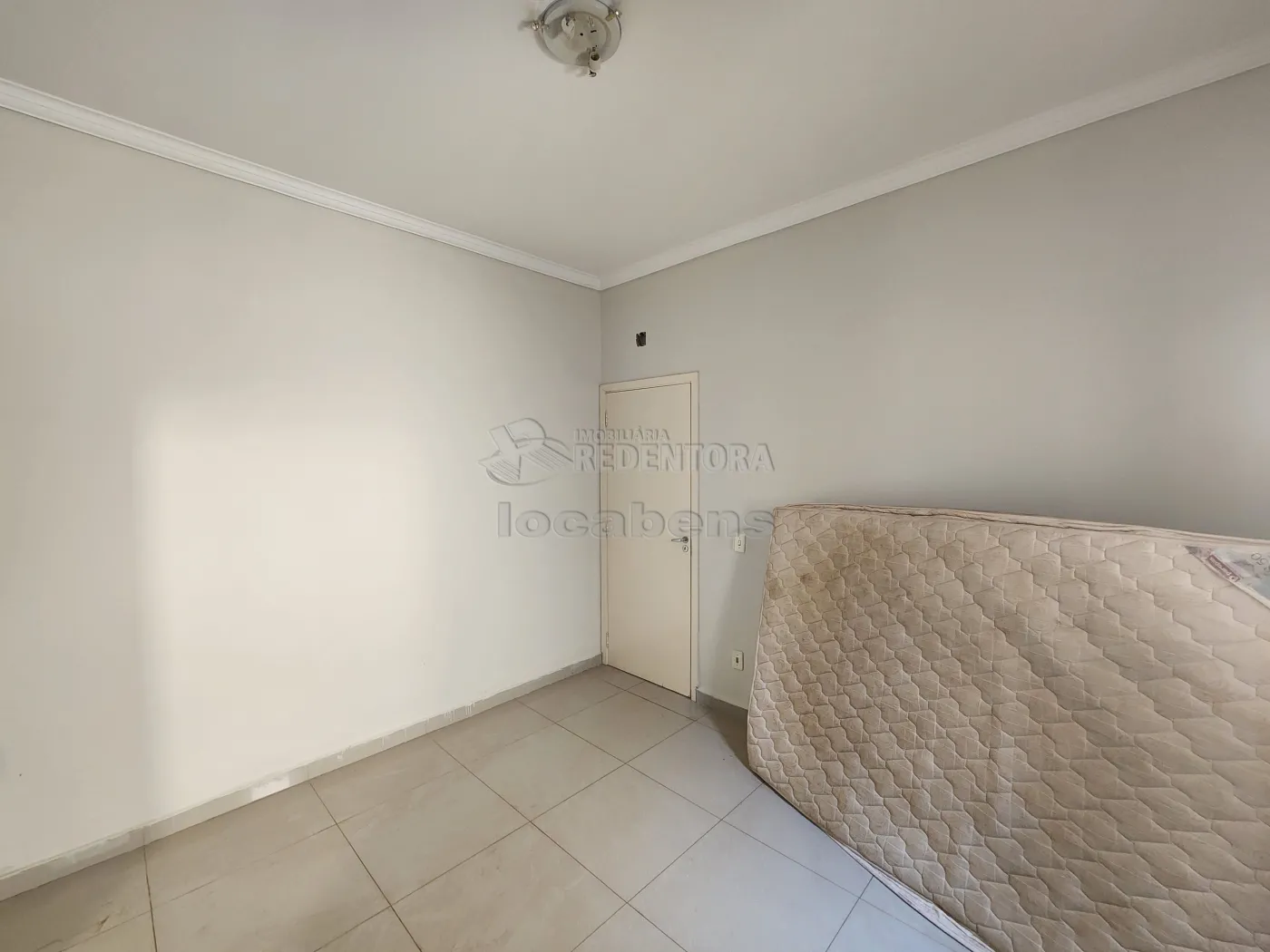 Alugar Casa / Padrão em São José do Rio Preto apenas R$ 1.800,00 - Foto 10