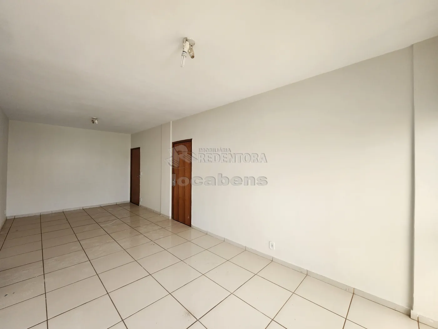 Alugar Apartamento / Padrão em São José do Rio Preto R$ 1.100,00 - Foto 2