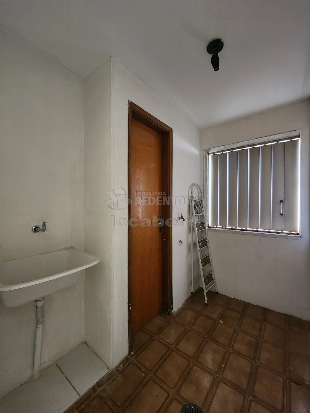 Alugar Apartamento / Padrão em São José do Rio Preto R$ 1.100,00 - Foto 11