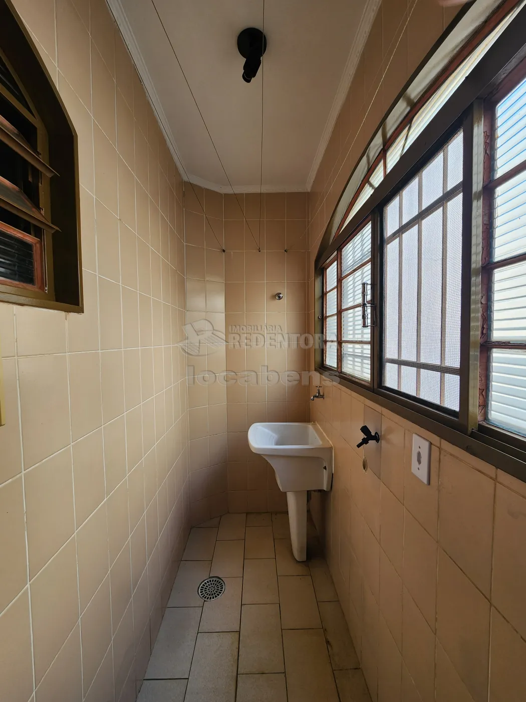 Alugar Apartamento / Padrão em São José do Rio Preto R$ 900,00 - Foto 10