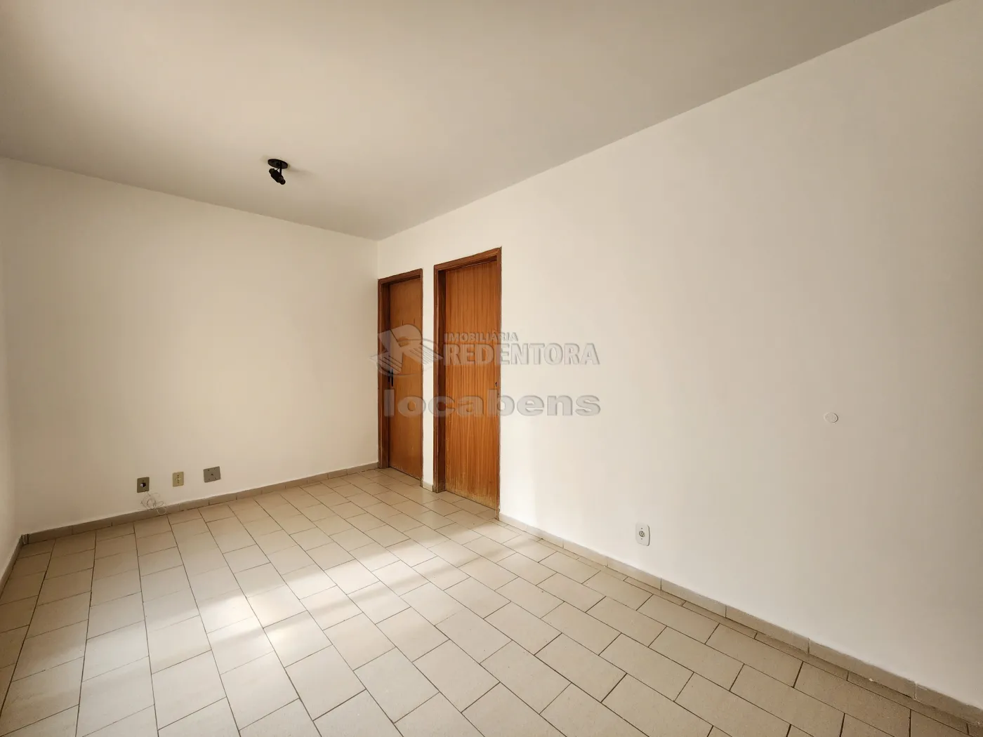 Alugar Apartamento / Padrão em São José do Rio Preto R$ 900,00 - Foto 1