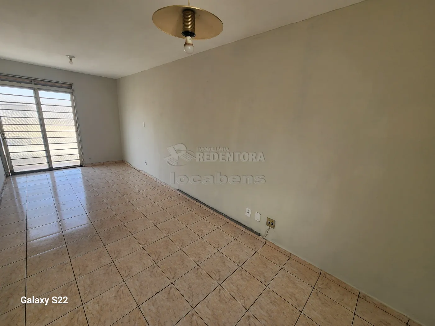 Alugar Apartamento / Padrão em São José do Rio Preto R$ 850,00 - Foto 2