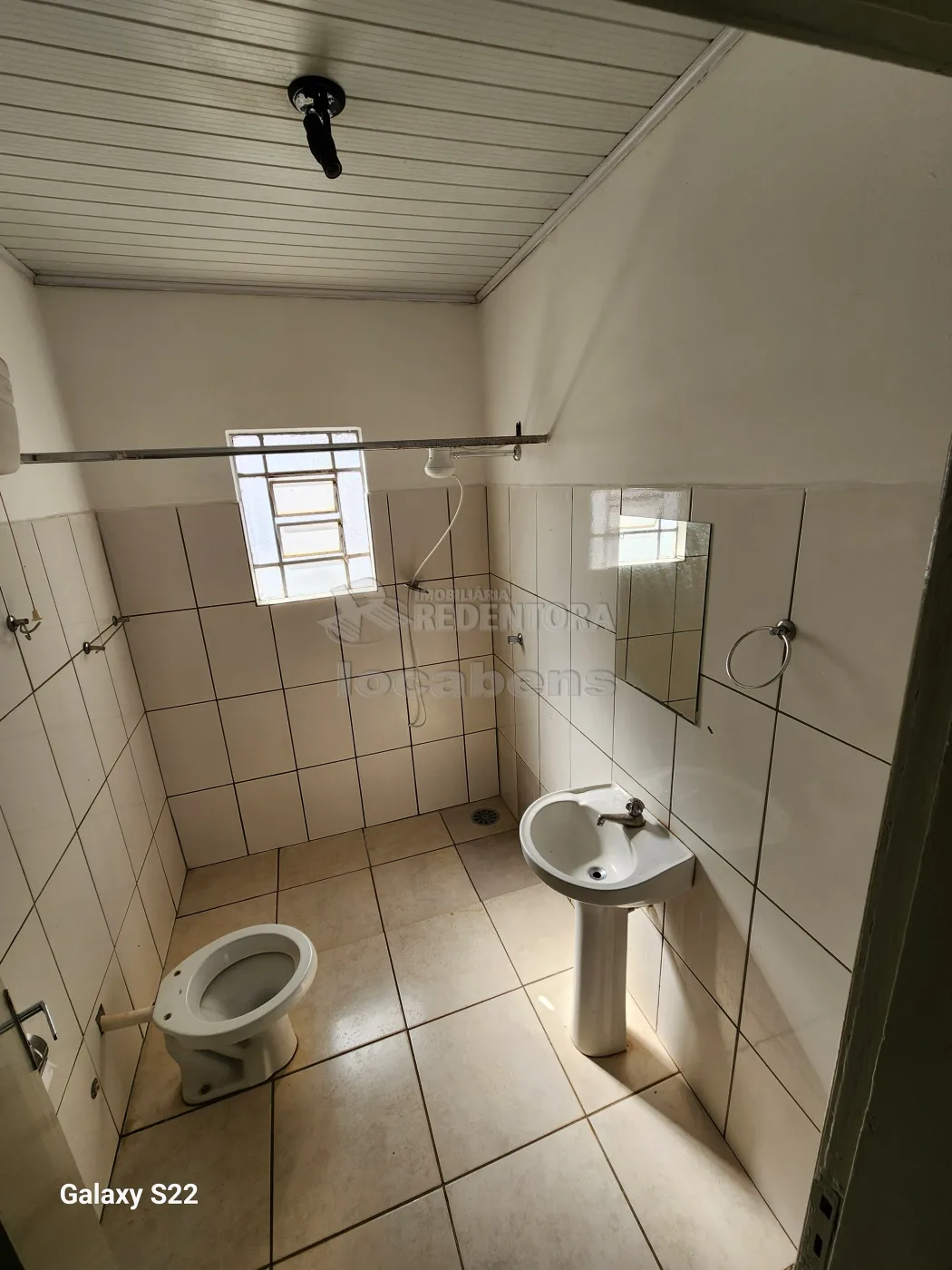 Alugar Casa / Padrão em São José do Rio Preto R$ 800,00 - Foto 6