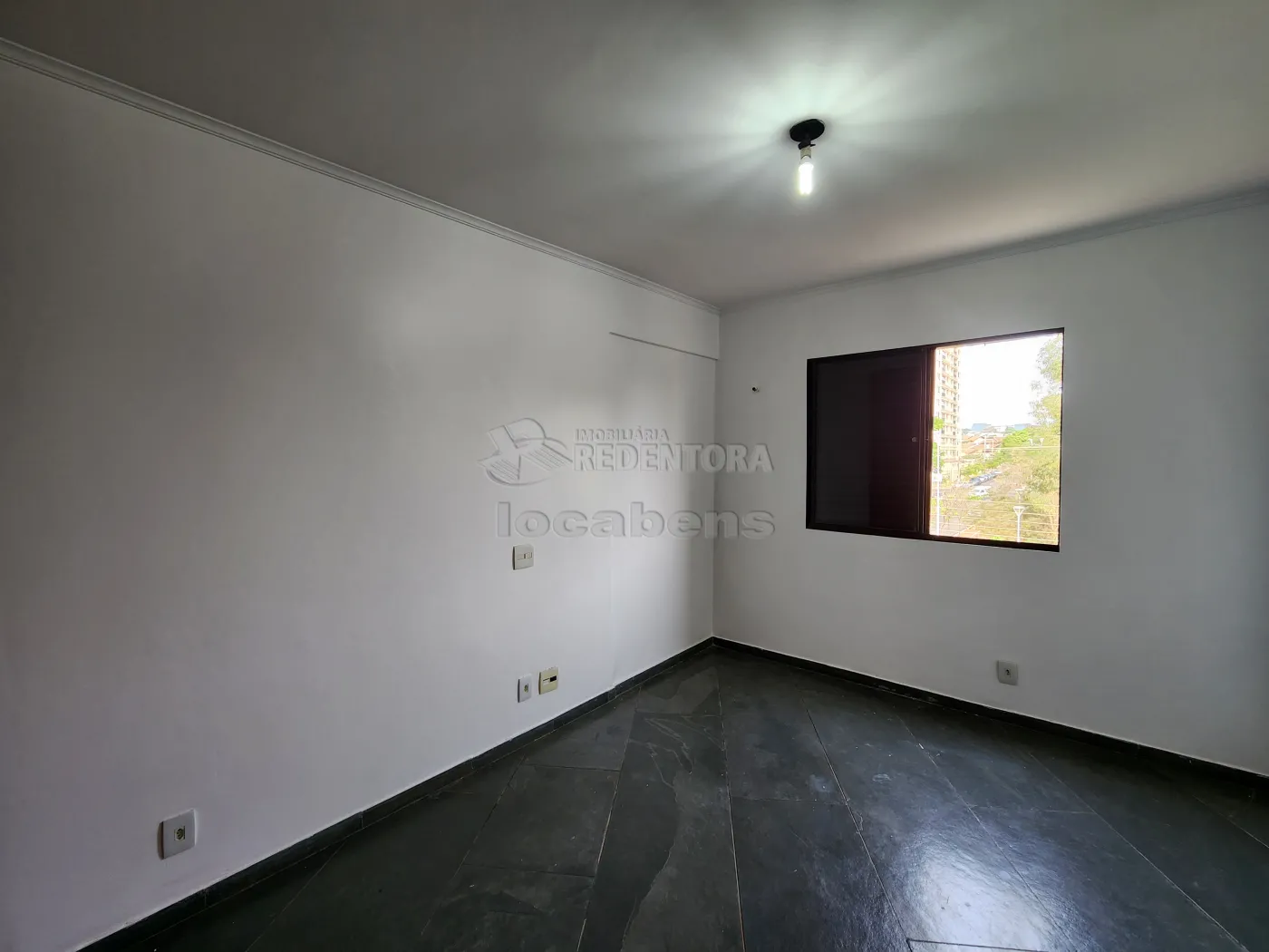 Alugar Apartamento / Padrão em São José do Rio Preto R$ 1.800,00 - Foto 12