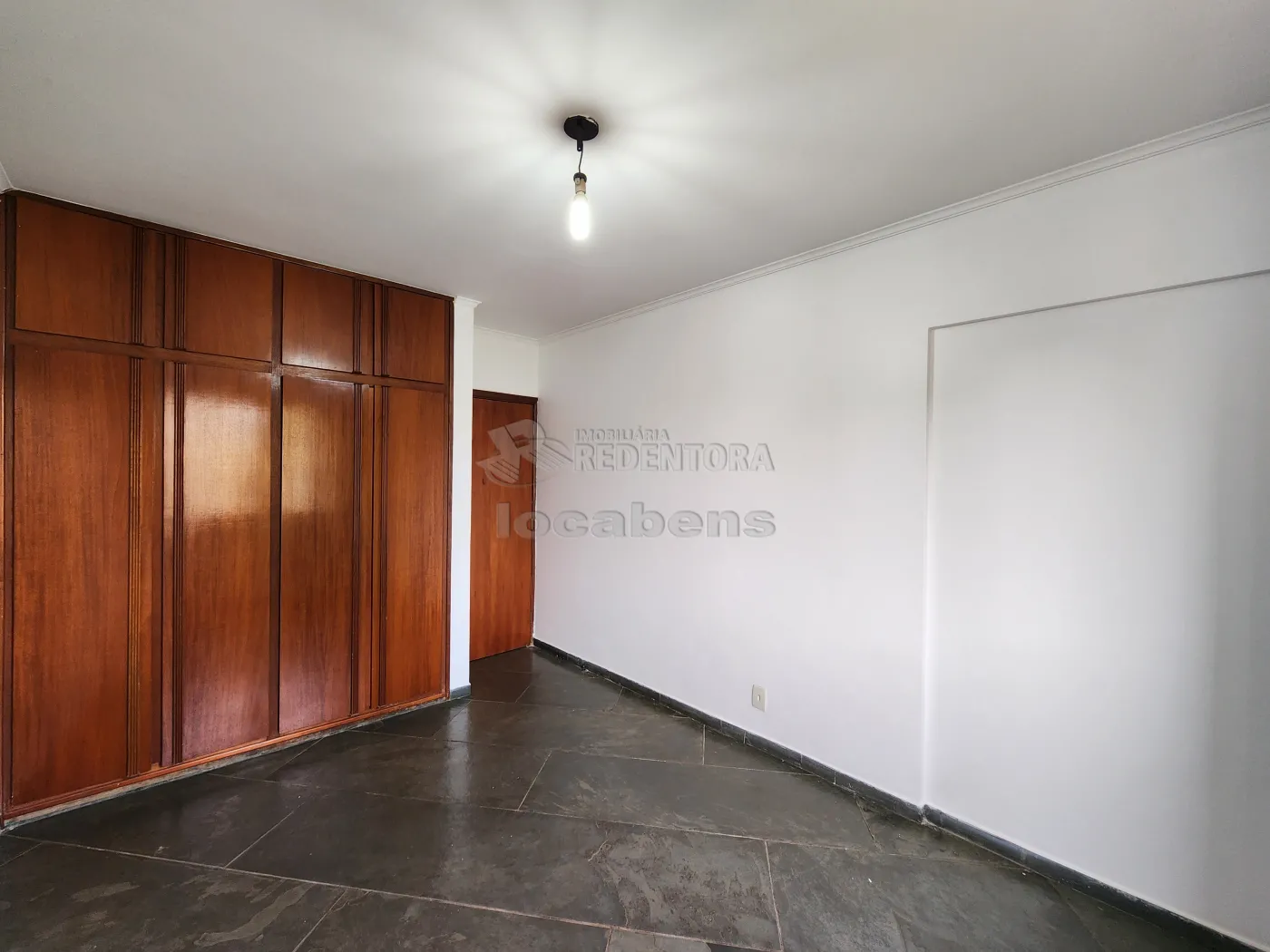 Alugar Apartamento / Padrão em São José do Rio Preto R$ 1.800,00 - Foto 16