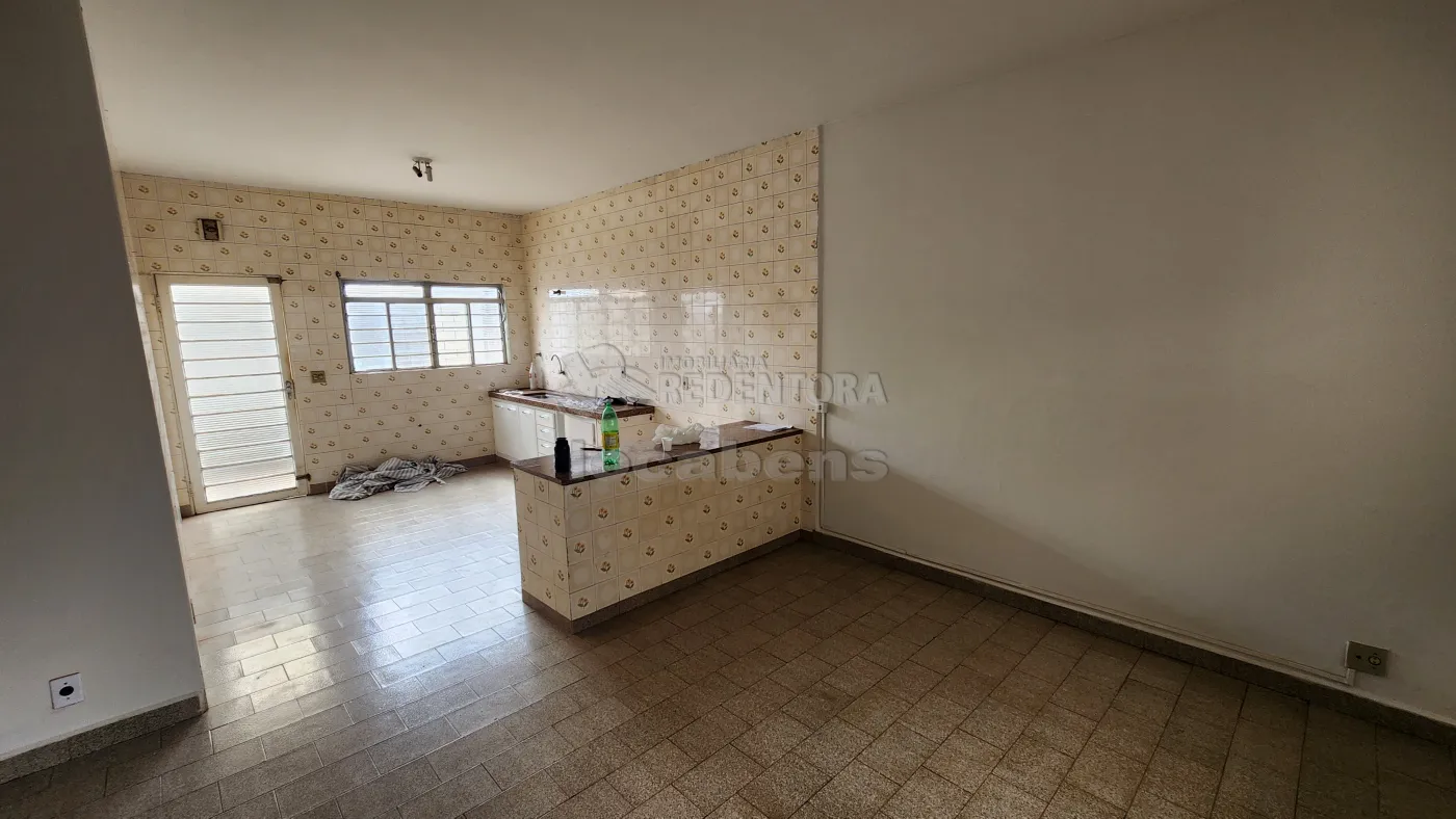 Alugar Casa / Padrão em São José do Rio Preto R$ 1.600,00 - Foto 8