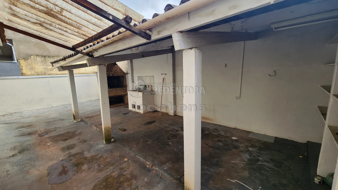 Alugar Casa / Padrão em São José do Rio Preto R$ 1.600,00 - Foto 11