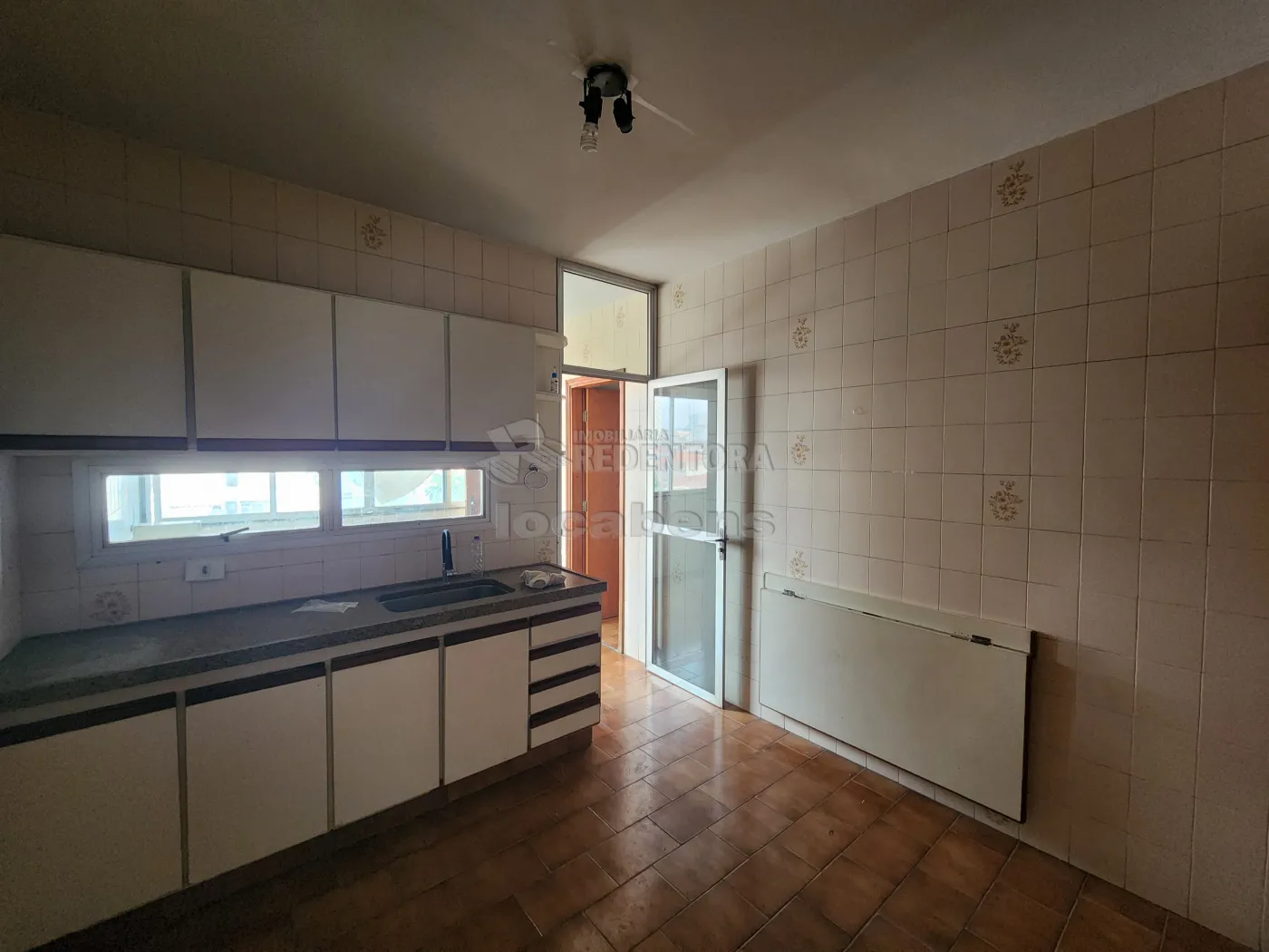 Alugar Apartamento / Padrão em São José do Rio Preto R$ 1.000,00 - Foto 3