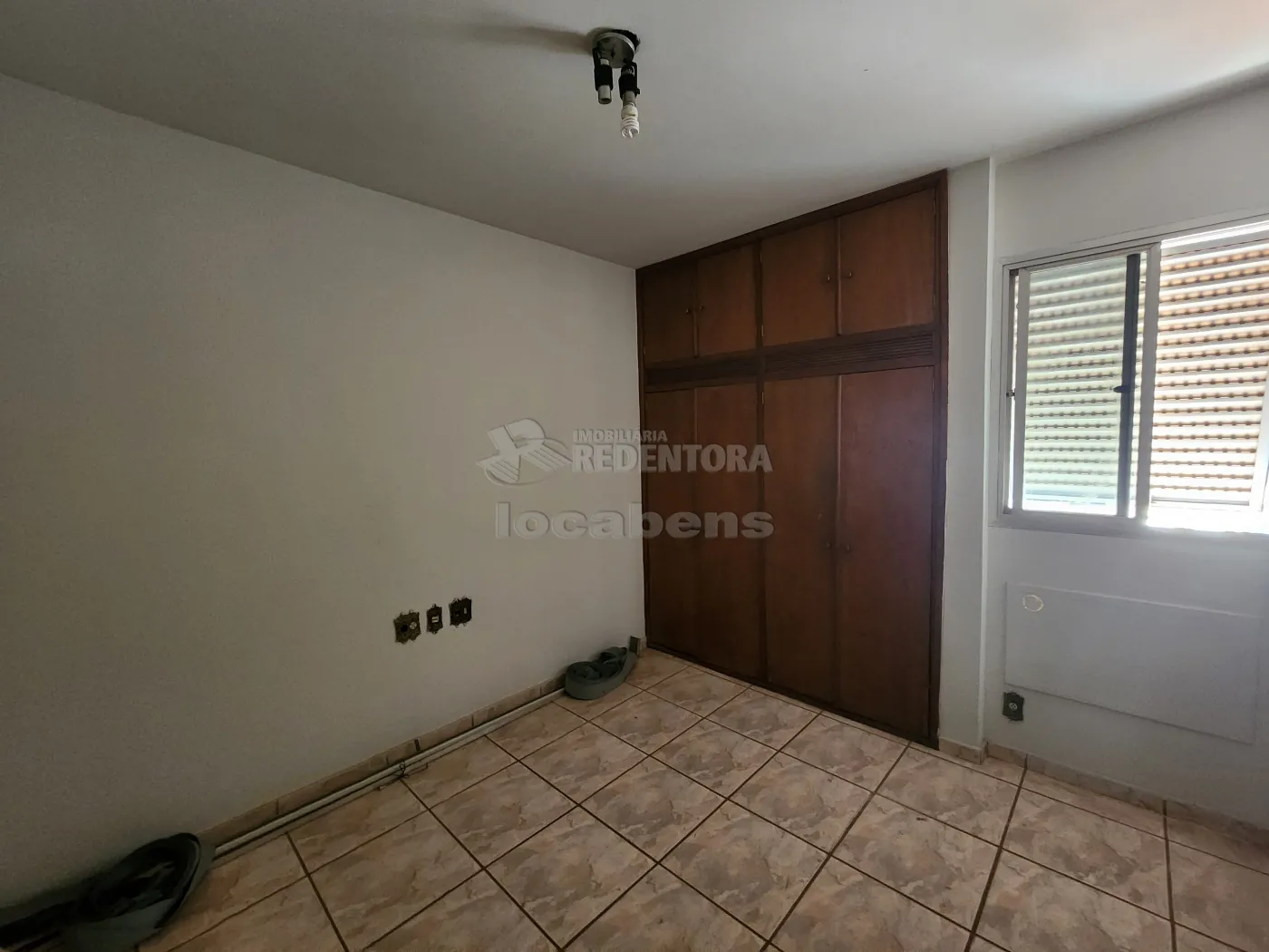 Alugar Apartamento / Padrão em São José do Rio Preto R$ 1.000,00 - Foto 11