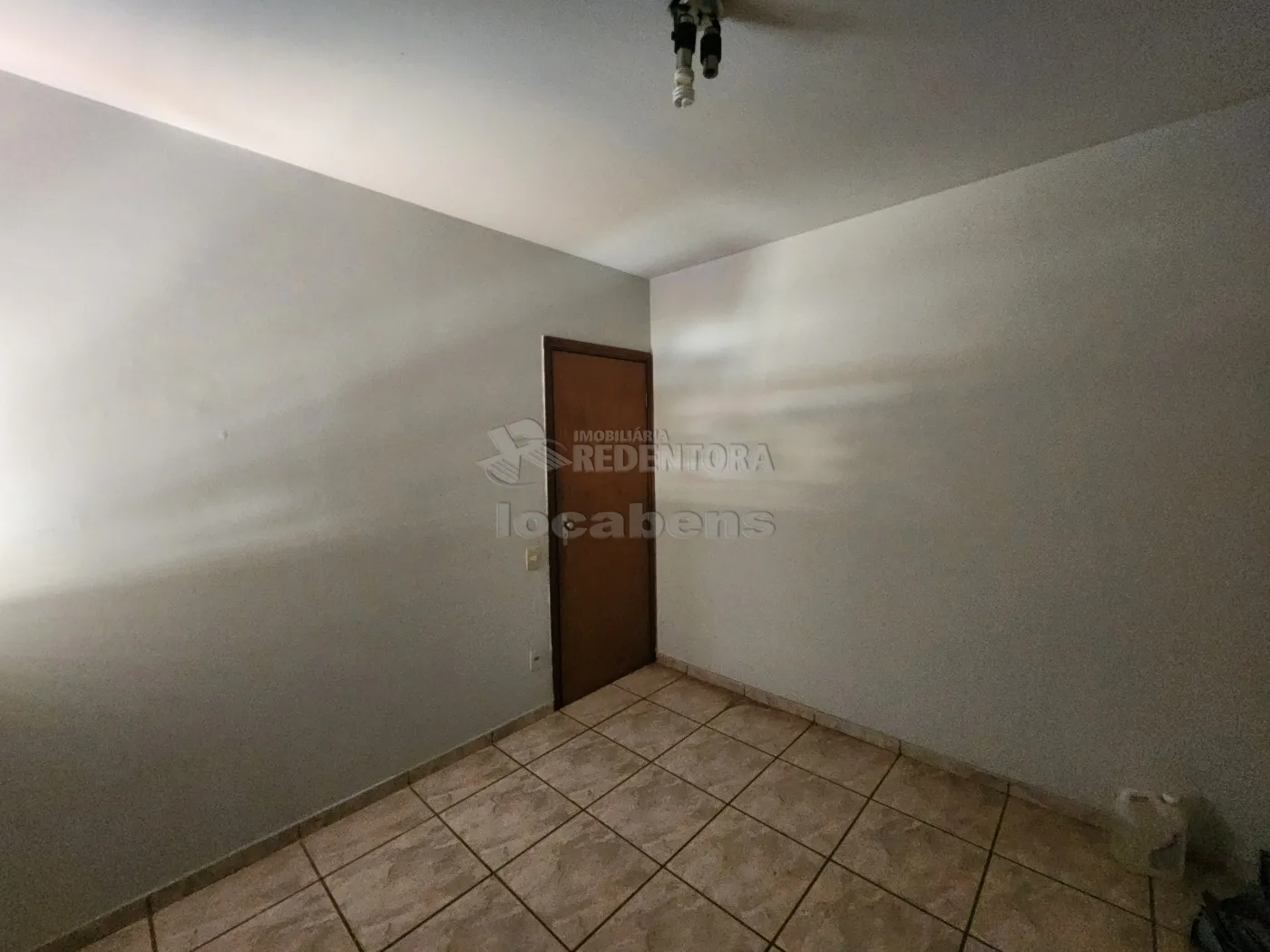 Alugar Apartamento / Padrão em São José do Rio Preto R$ 1.000,00 - Foto 12