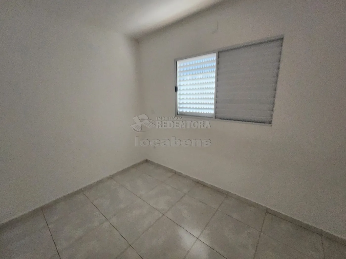 Alugar Casa / Padrão em São José do Rio Preto R$ 850,00 - Foto 7